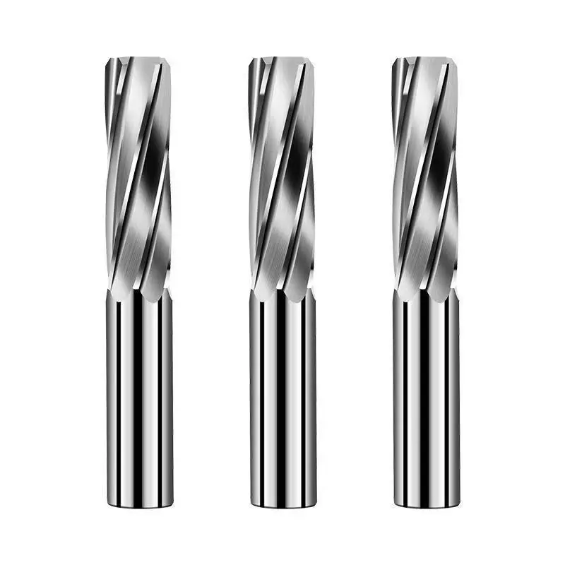 Tốc độ và bước tiến tối ưu cho dụng cụ doa là gì